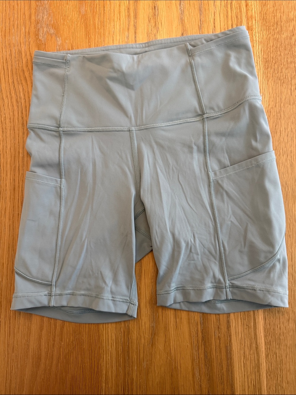 lululemon athletica light blue bike shorts with pockets